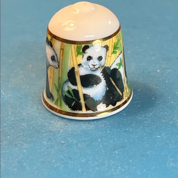 Panda Porcelain Thimble - Picture 4 of 6